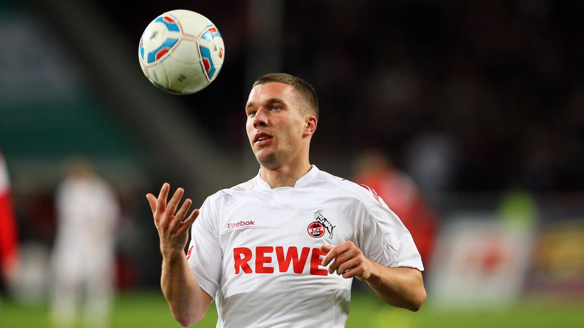 开云电竞服务-“亚戈·卡尔曼：阿根廷橄榄球的新希望，未来值得期待”